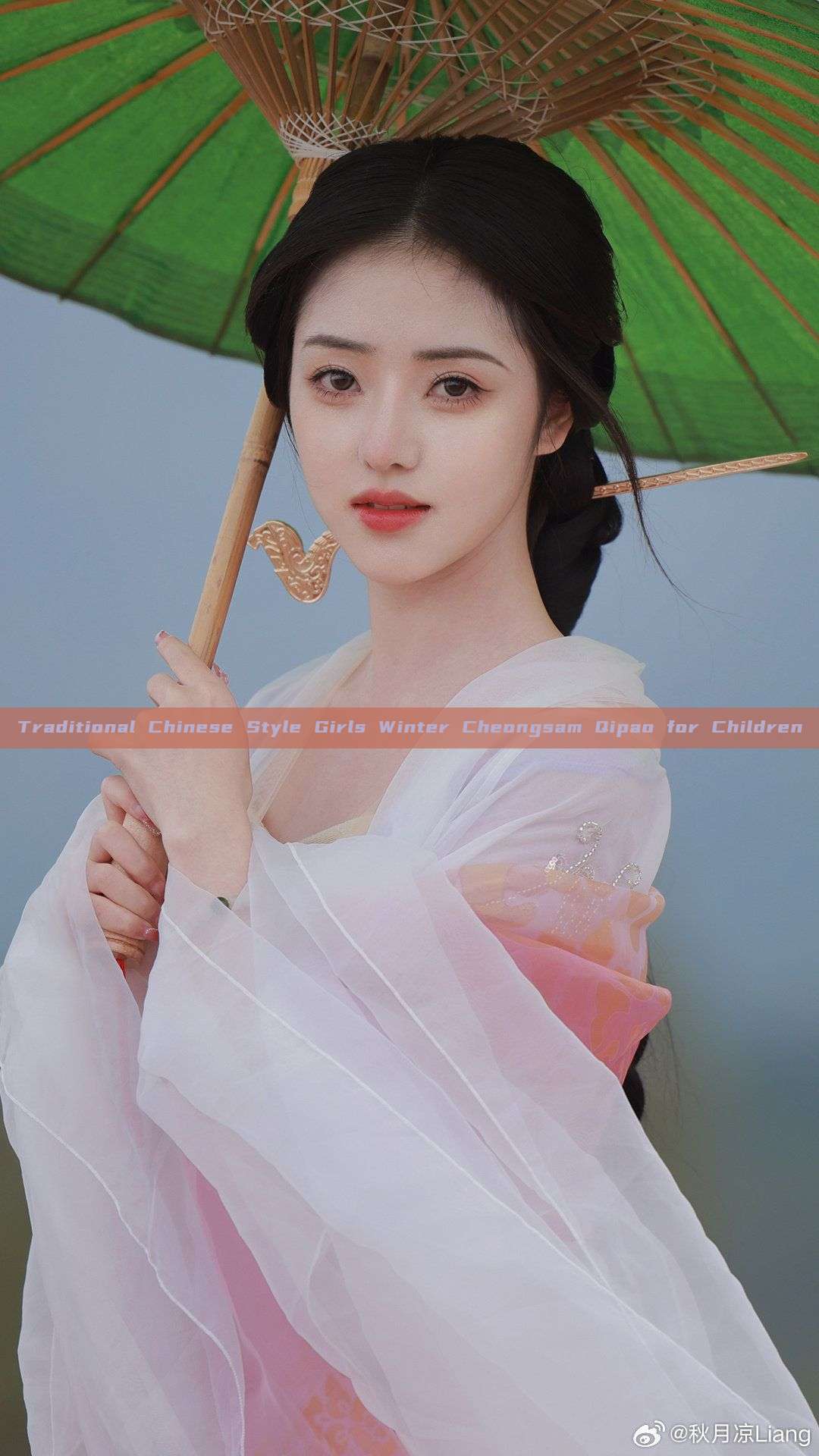Traditional Chinese Style Girls Winter Cheongsam Qipao for Children Traditional Chinese Style Girls Winter Cheongsam Qipao for Children