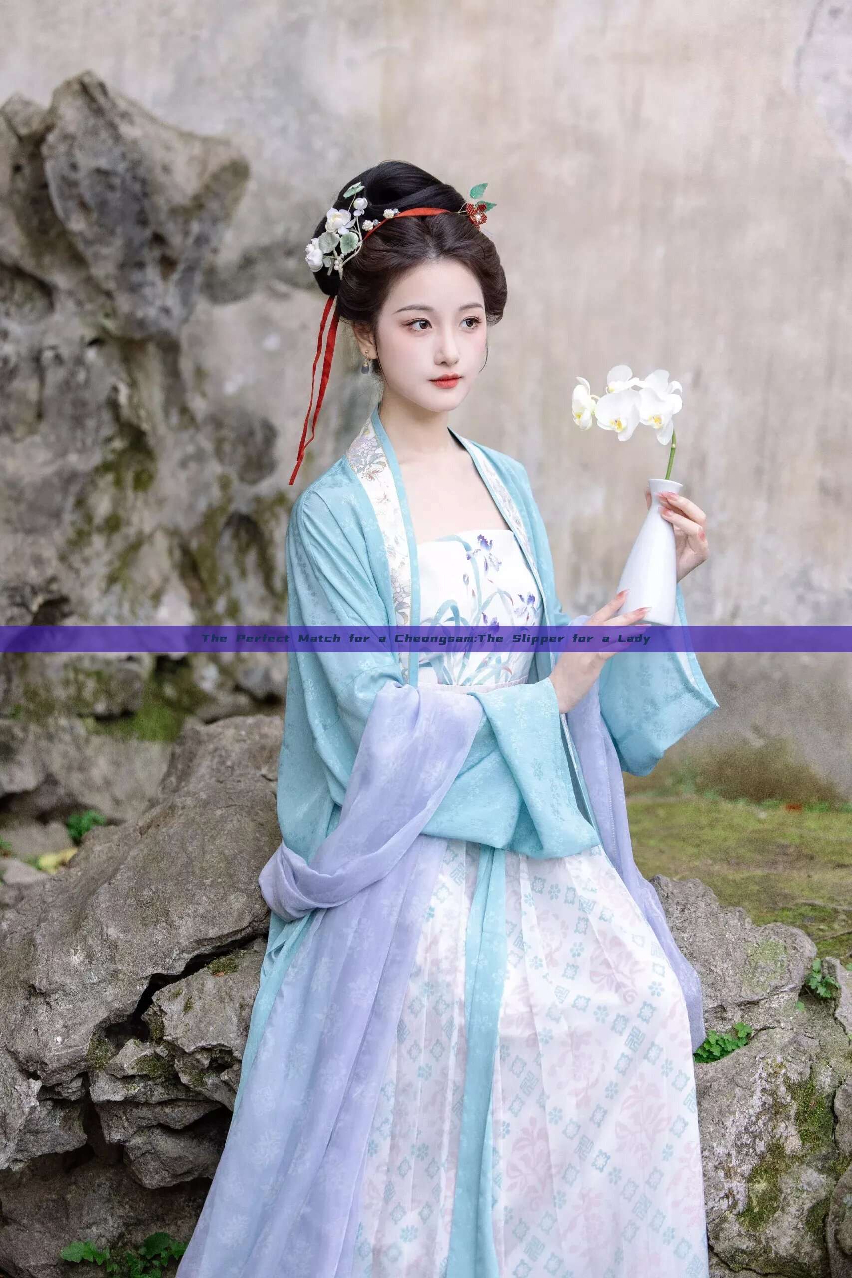 The Perfect Match for a Cheongsam:The Slipper for a Lady The Perfect Match for a Cheongsam:The Slipper for a Lady
