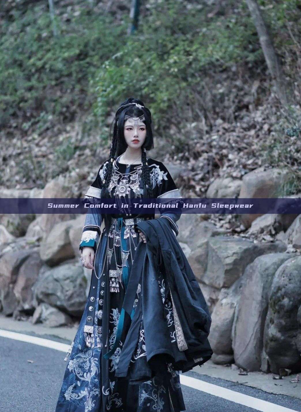 Summer Comfort in Traditional Hanfu Sleepwear Summer Comfort in Traditional Hanfu Sleepwear