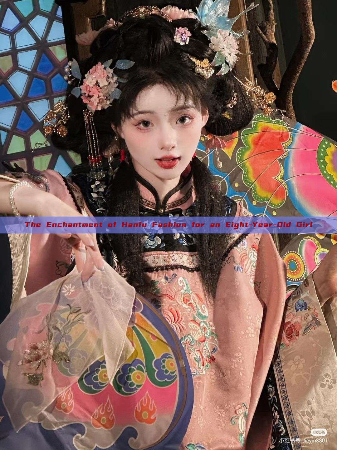 The Enchantment of Hanfu Fashion for an Eight-Year-Old Girl The Enchantment of Hanfu Fashion for an Eight-Year-Old Girl