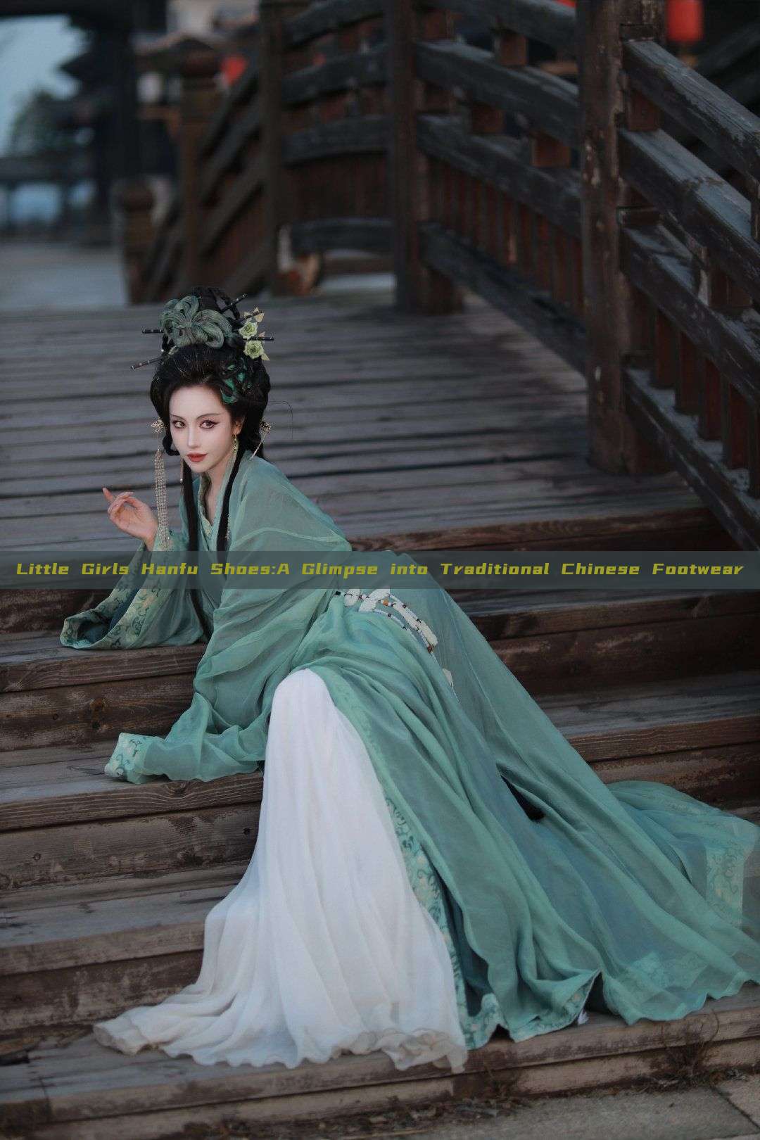 Little Girls Hanfu Shoes:A Glimpse into Traditional Chinese Footwear Little Girls Hanfu Shoes:A Glimpse into Traditional Chinese Footwear
