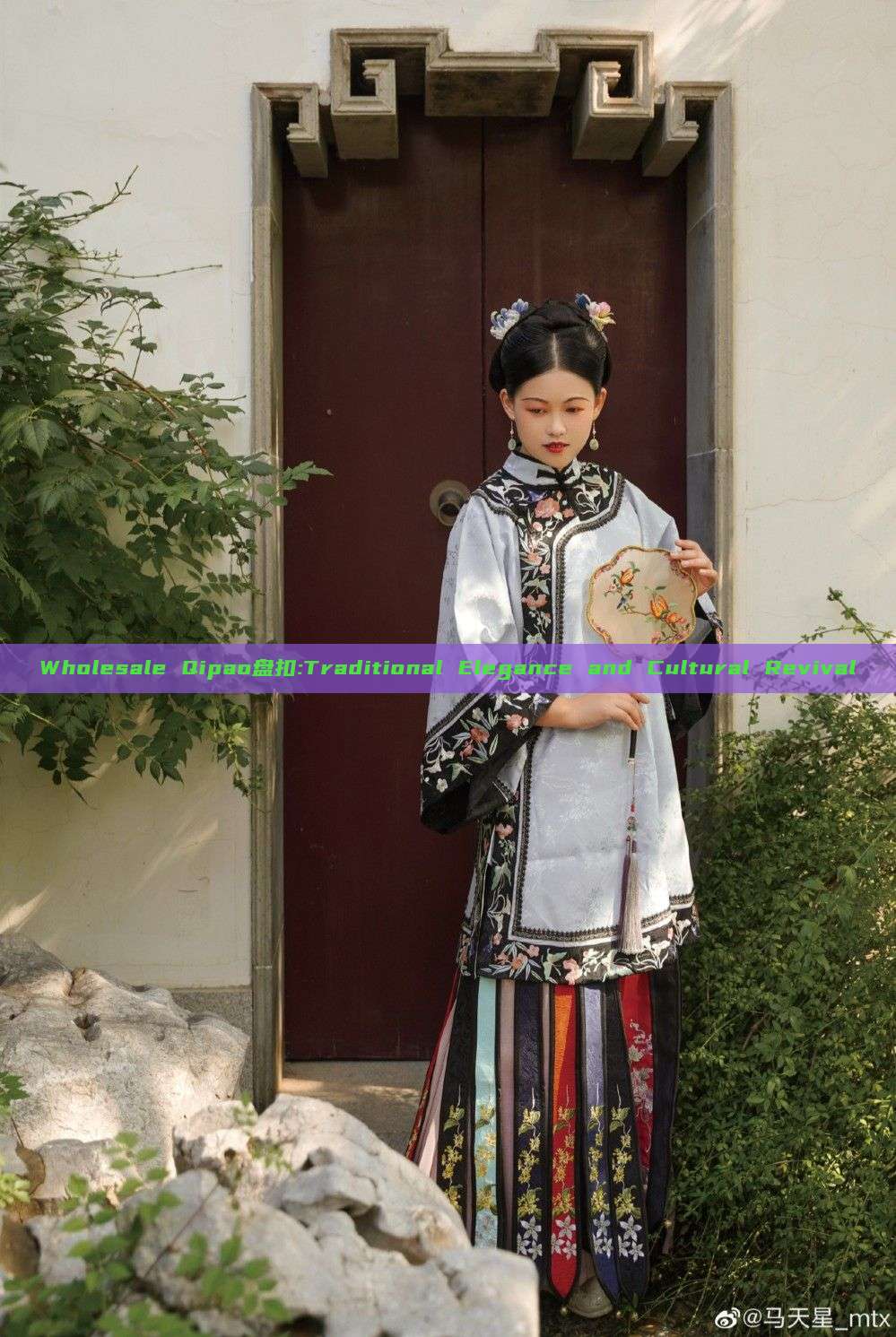 Wholesale Qipao盘扣:Traditional Elegance and Cultural Revival Wholesale Qipao盘扣:Traditional Elegance and Cultural Revival