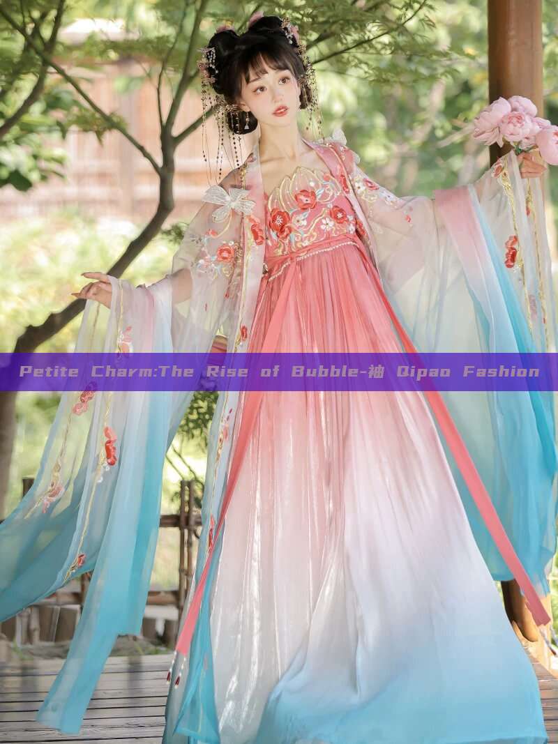 Petite Charm:The Rise of Bubble-袖 Qipao Fashion Petite Charm:The Rise of Bubble-袖 Qipao Fashion