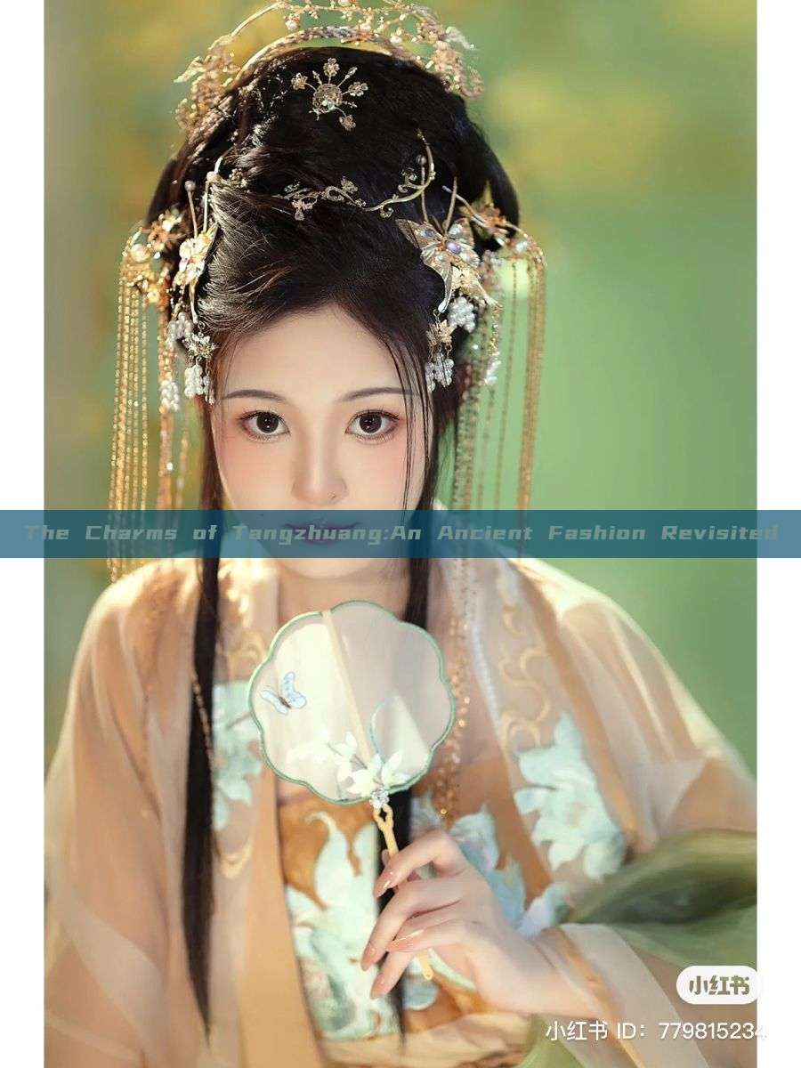 The Charms of Tangzhuang:An Ancient Fashion Revisited The Charms of Tangzhuang:An Ancient Fashion Revisited