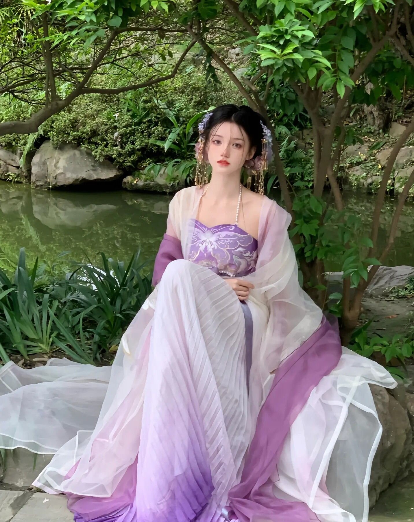 The Evolution of Hanfu Pants:Modern Fashion Meets Traditional Elegance The Evolution of Hanfu Pants:Modern Fashion Meets Traditional Elegance