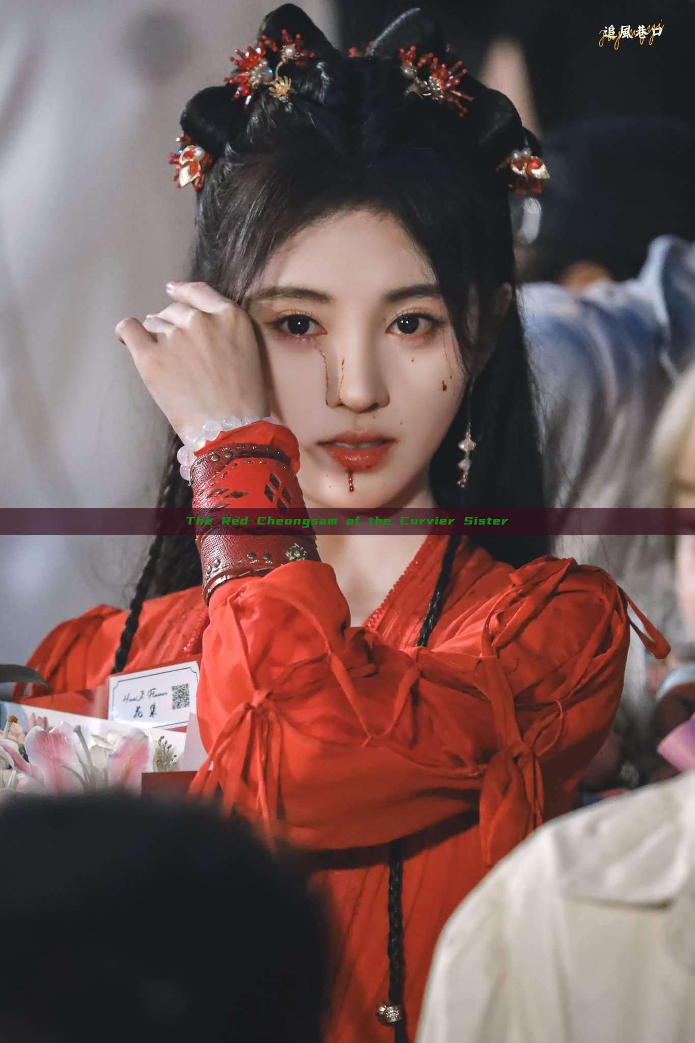 The Red Cheongsam of the Curvier Sister The Red Cheongsam of the Curvier Sister