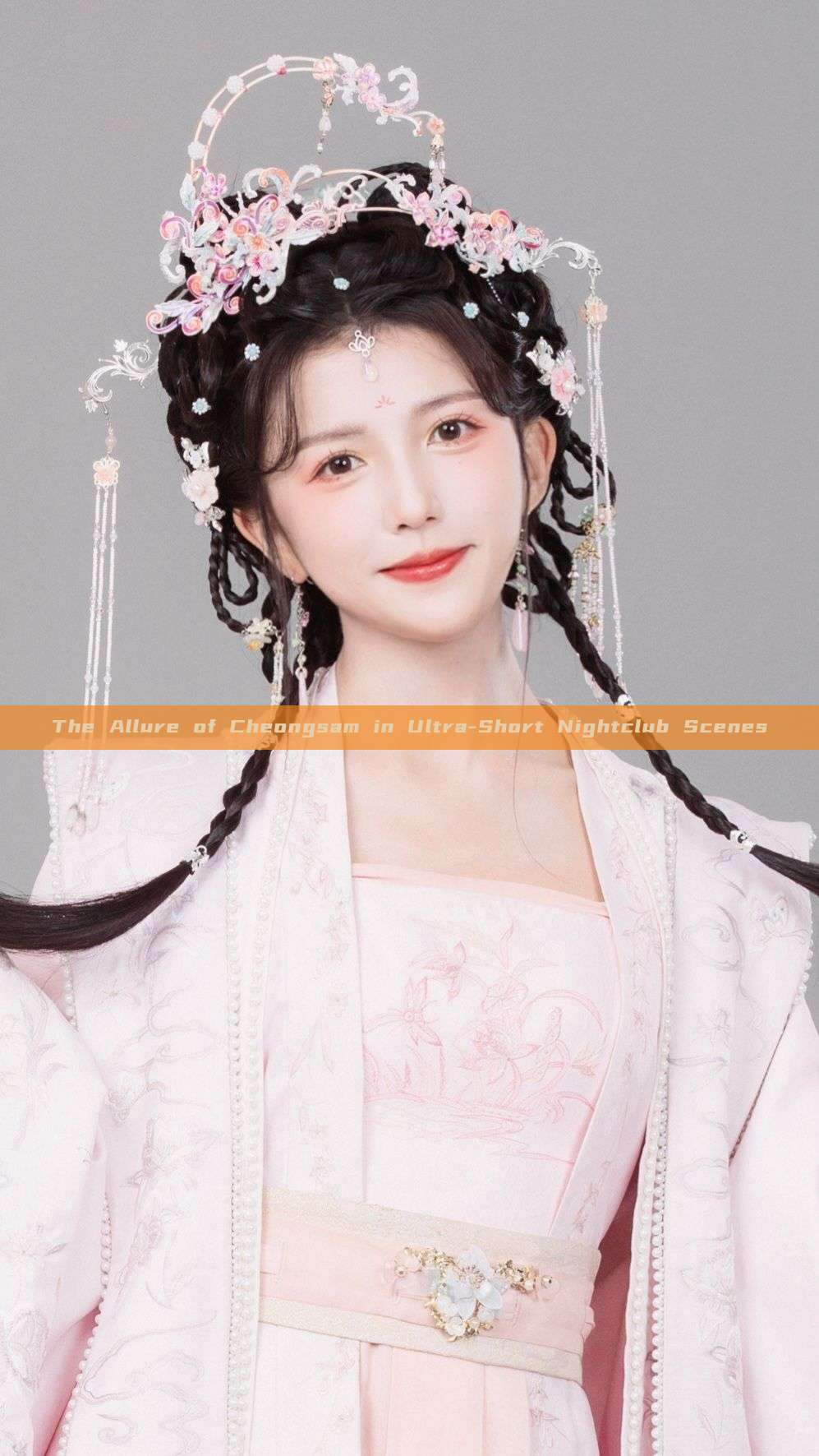The Allure of Cheongsam in Ultra-Short Nightclub Scenes The Allure of Cheongsam in Ultra-Short Nightclub Scenes