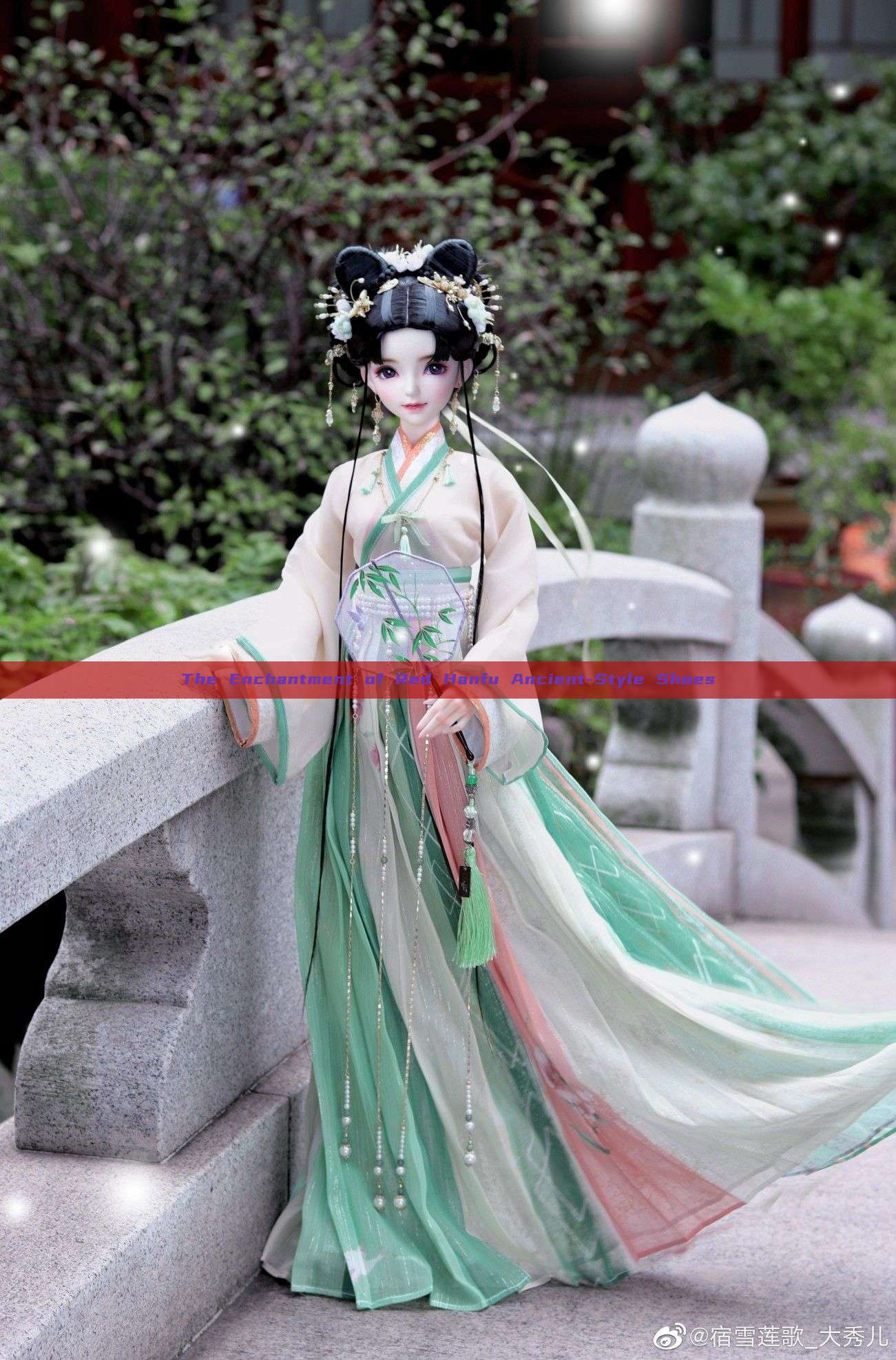 The Enchantment of Red Hanfu Ancient-Style Shoes The Enchantment of Red Hanfu Ancient-Style Shoes