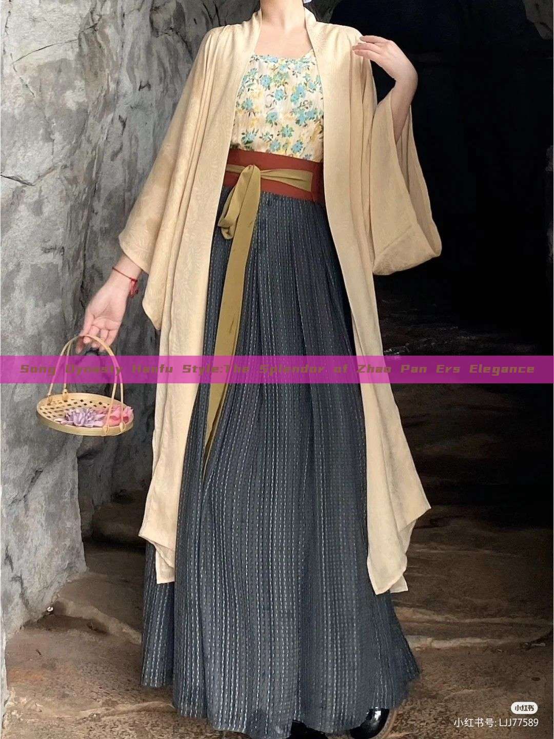 Song Dynasty Hanfu Style:The Splendor of Zhao Pan Ers Elegance Song Dynasty Hanfu Style:The Splendor of Zhao Pan Ers Elegance
