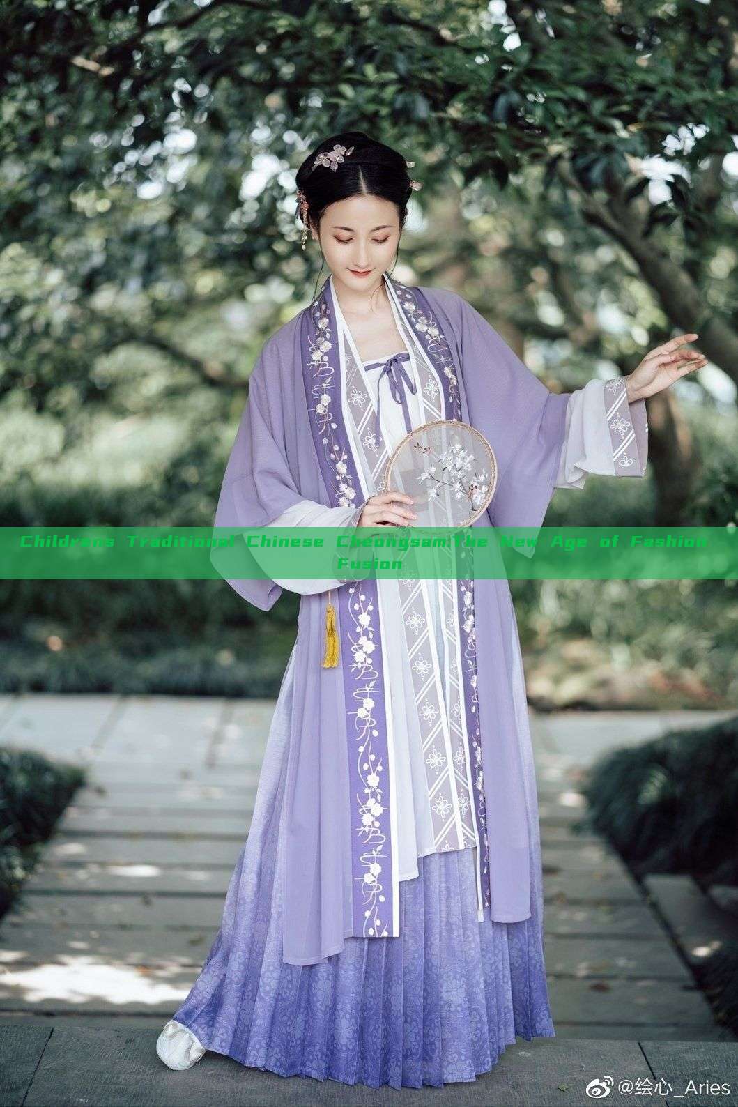 Childrens Traditional Chinese Cheongsam:The New Age of Fashion Fusion Childrens Traditional Chinese Cheongsam:The New Age of Fashion Fusion