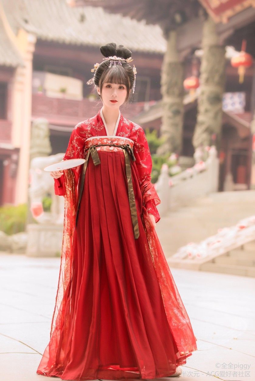 Winter and Autumn Qipao Dress:Layering Tips for the Perfect Undergarment Winter and Autumn Qipao Dress:Layering Tips for the Perfect Undergarment