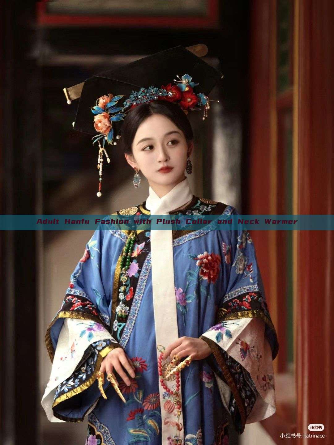 Adult Hanfu Fashion with Plush Collar and Neck Warmer
