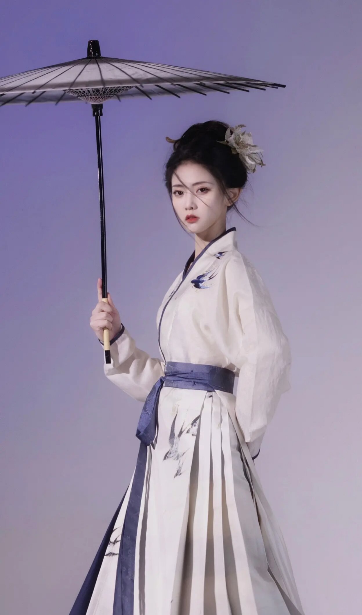 Traditional Chinese Boots and Shoes:The Evolution of Ancient Costume Footwear Traditional Chinese Boots and Shoes:The Evolution of Ancient Costume Footwear