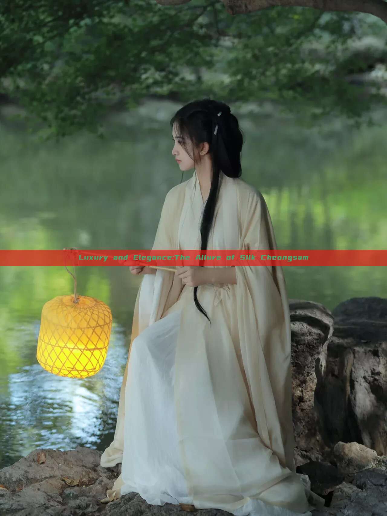 Luxury and Elegance:The Allure of Silk Cheongsam Luxury and Elegance:The Allure of Silk Cheongsam