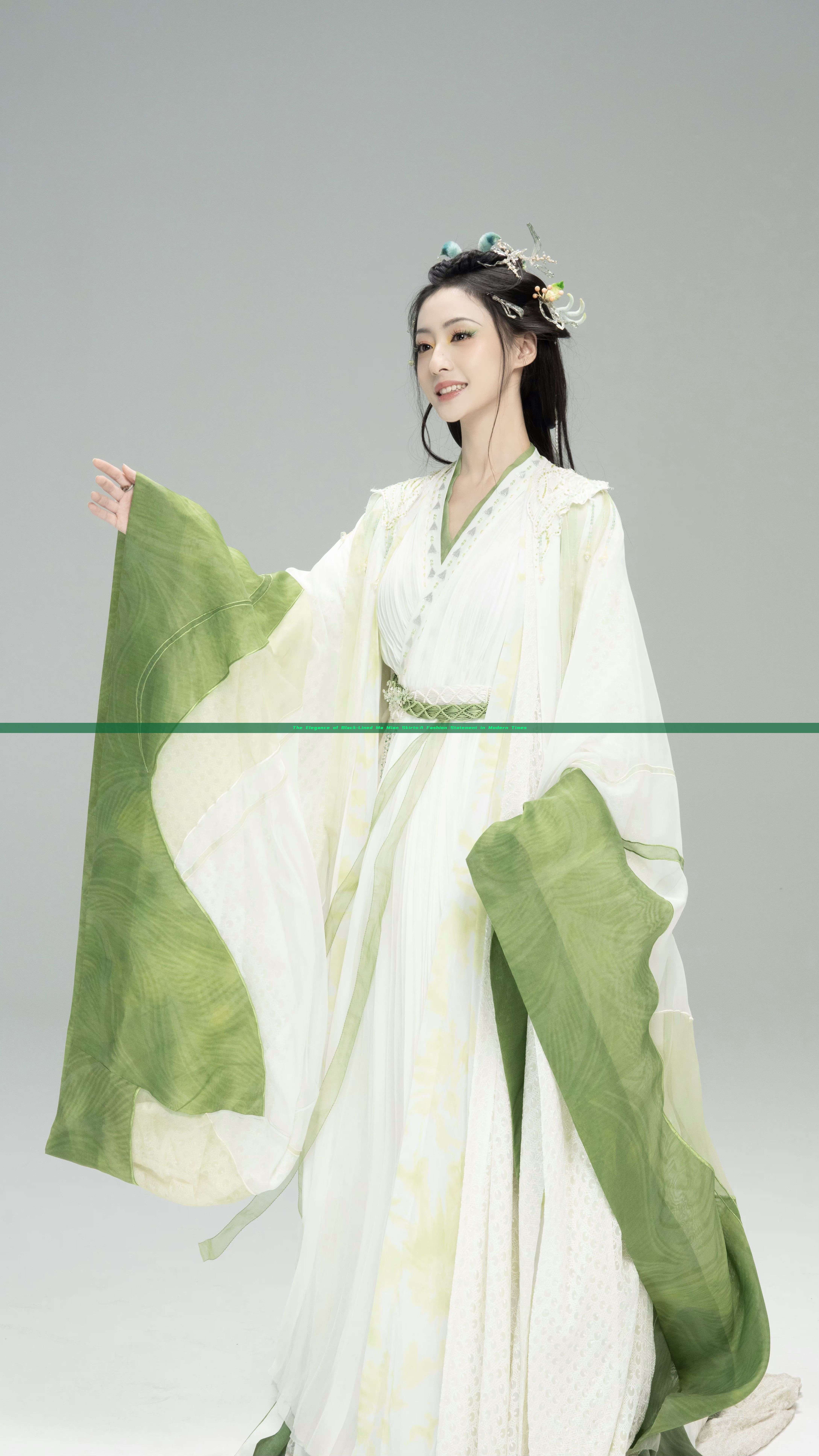 The Elegance of Black-Lined Ma Mian Skirts:A Fashion Statement in Modern Times The Elegance of Black-Lined Ma Mian Skirts:A Fashion Statement in Modern Times