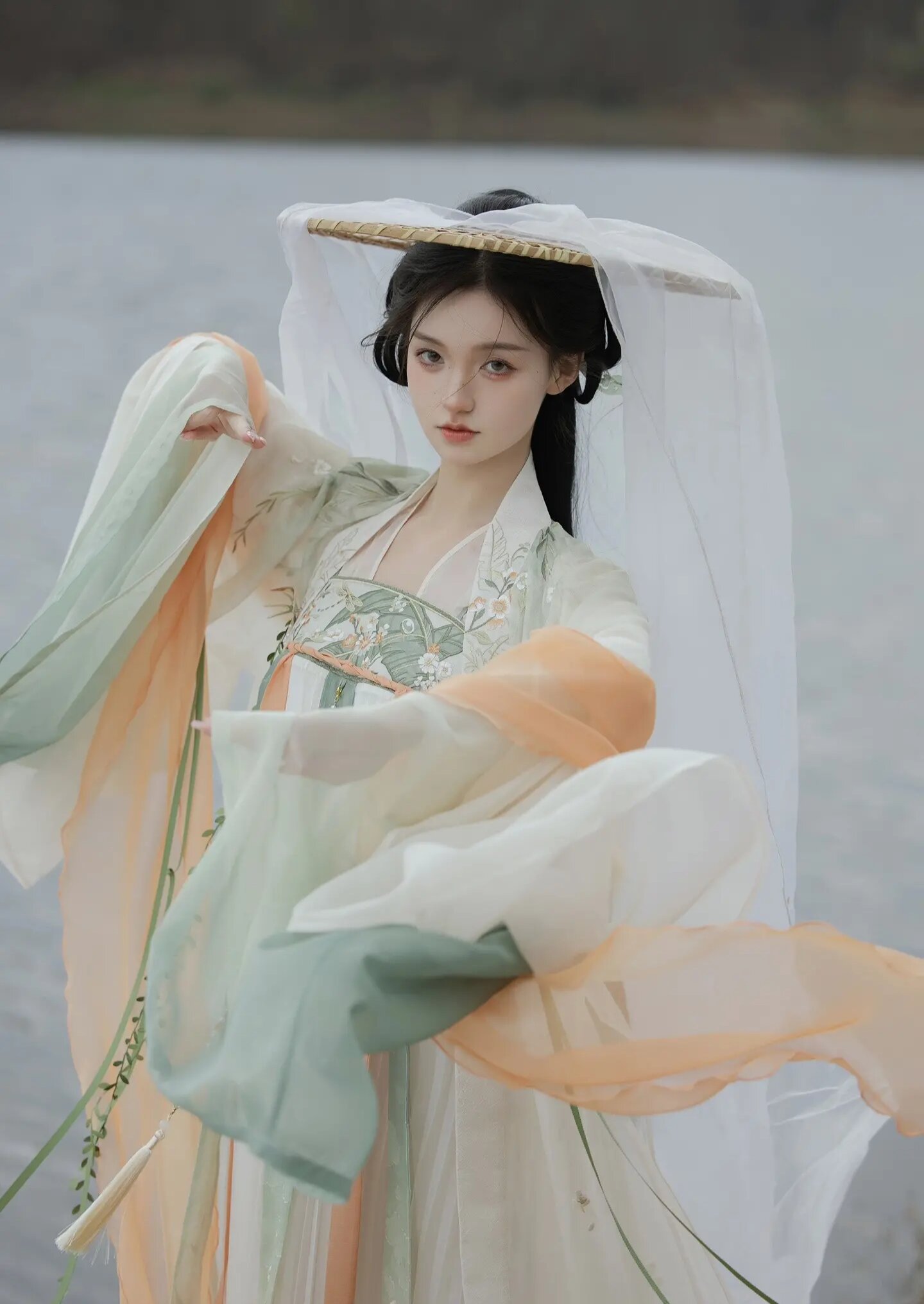 Engaged Bliss:The Allure of Qipao-Style Engagement Dresses for Women Engaged Bliss:The Allure of Qipao-Style Engagement Dresses for Women