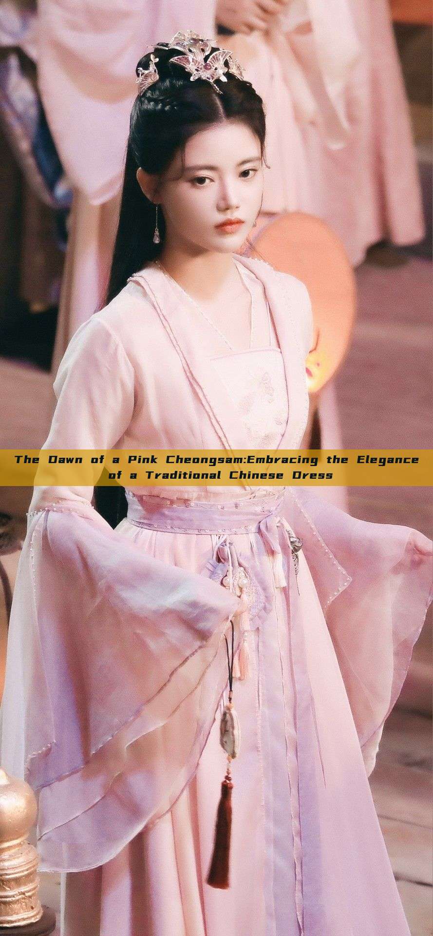 The Dawn of a Pink Cheongsam:Embracing the Elegance of a Traditional Chinese Dress The Dawn of a Pink Cheongsam:Embracing the Elegance of a Traditional Chinese Dress