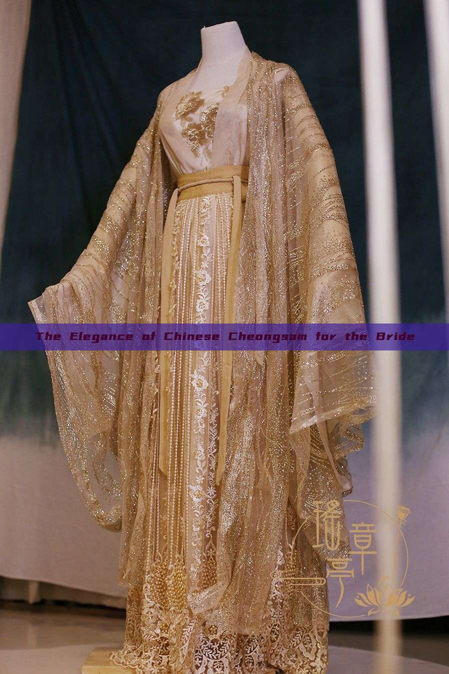 The Elegance of Chinese Cheongsam for the Bride