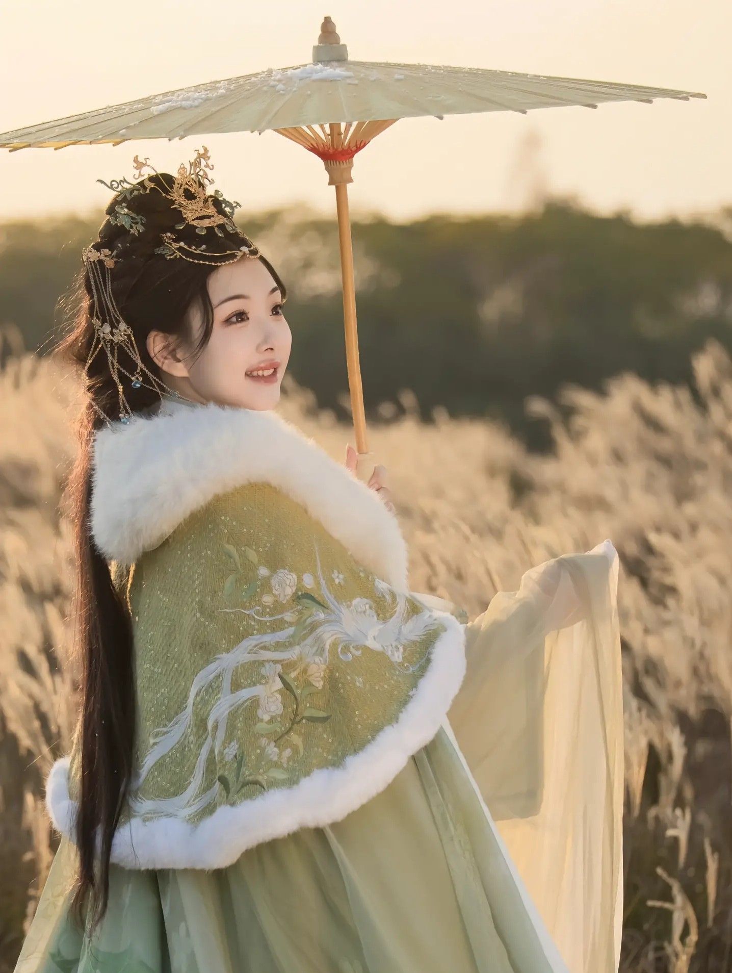 The Cultural Significance of Yellow Belt in Hanfu Fashion:A Detailed Exploration The Cultural Significance of Yellow Belt in Hanfu Fashion:A Detailed Exploration