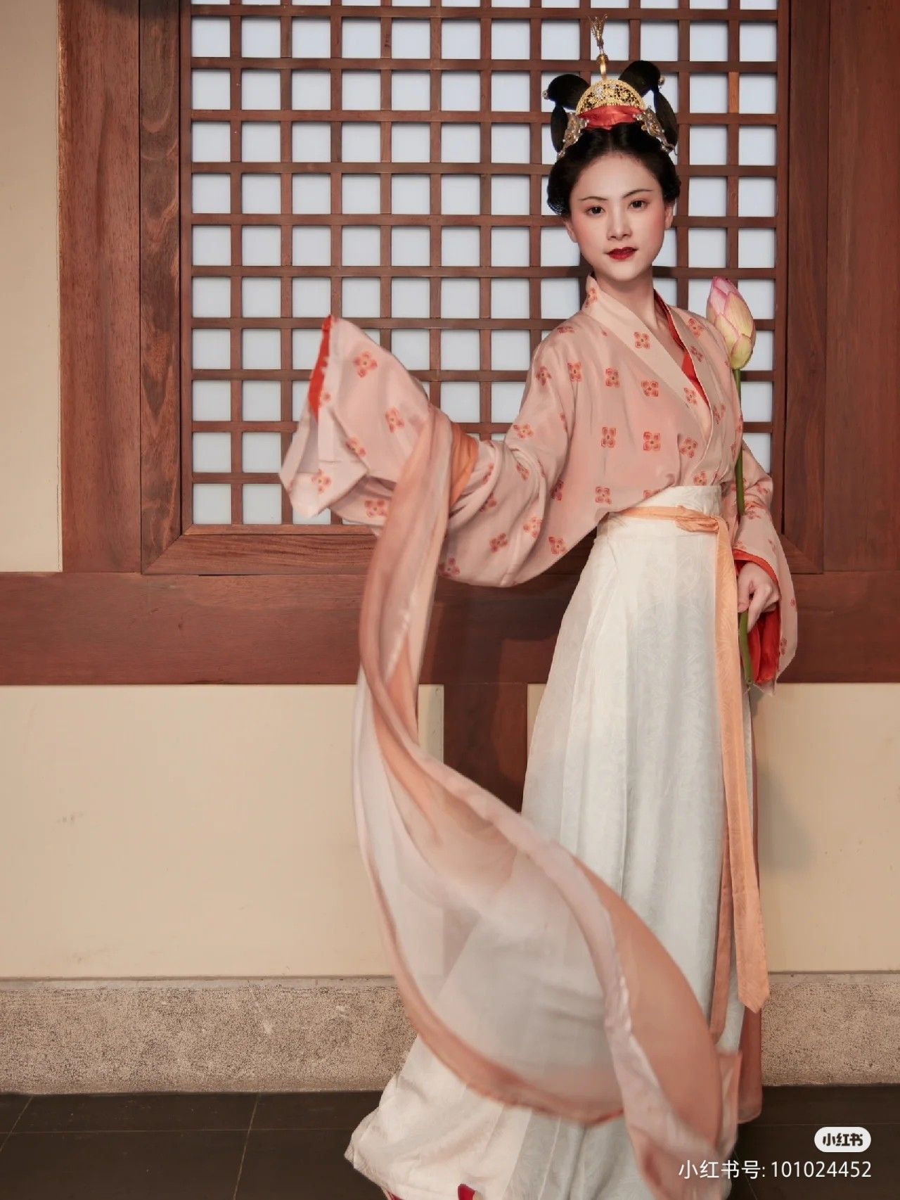 The Elegance of Huo Xiaoxiaos Cheongsam:A Closer Look into the Traditional Beauty The Elegance of Huo Xiaoxiaos Cheongsam:A Closer Look into the Traditional Beauty