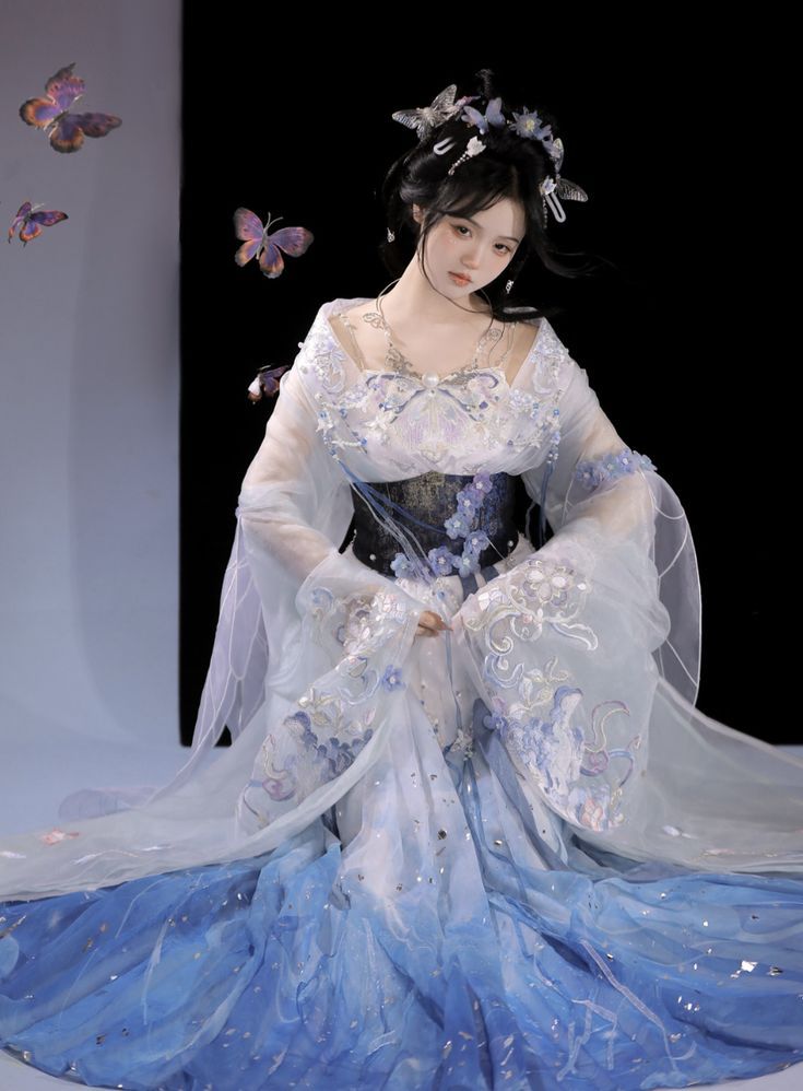 Enhancing the Traditional Charm of Hanfu Winter Red:A Journey of Fashion Evolution Enhancing the Traditional Charm of Hanfu Winter Red:A Journey of Fashion Evolution