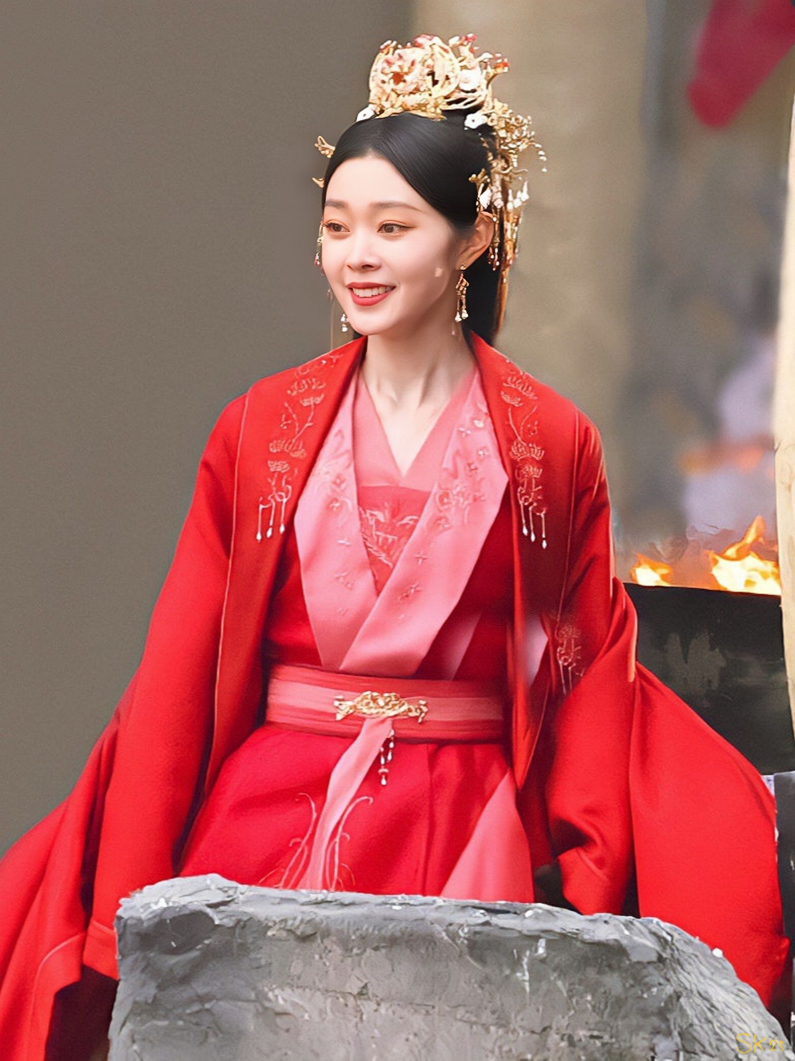 First Year Celebration:Introducing Traditional Chinese Hanfu for a One-Year-Old Baby Girl First Year Celebration:Introducing Traditional Chinese Hanfu for a One-Year-Old Baby Girl