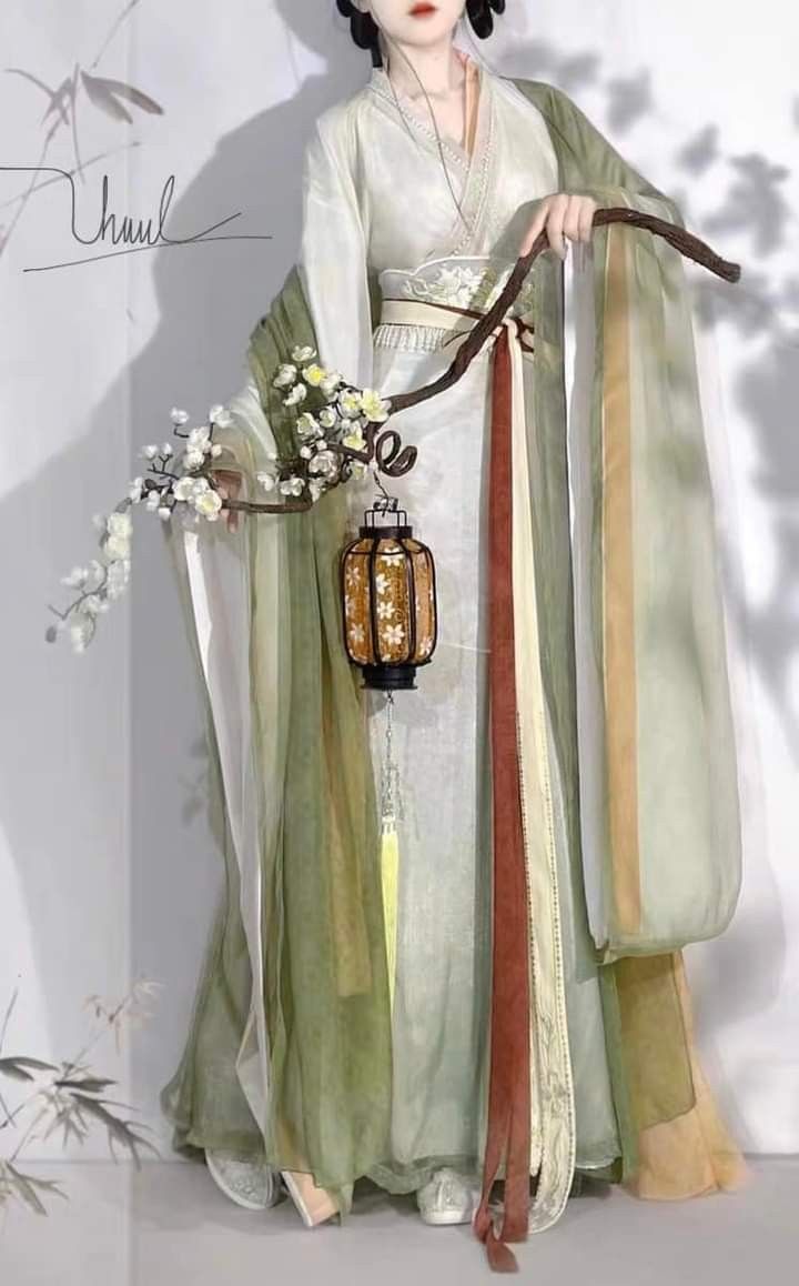 The Enchantment of a Ma-Mian Skirt in Dark Green Ink The Enchantment of a Ma-Mian Skirt in Dark Green Ink
