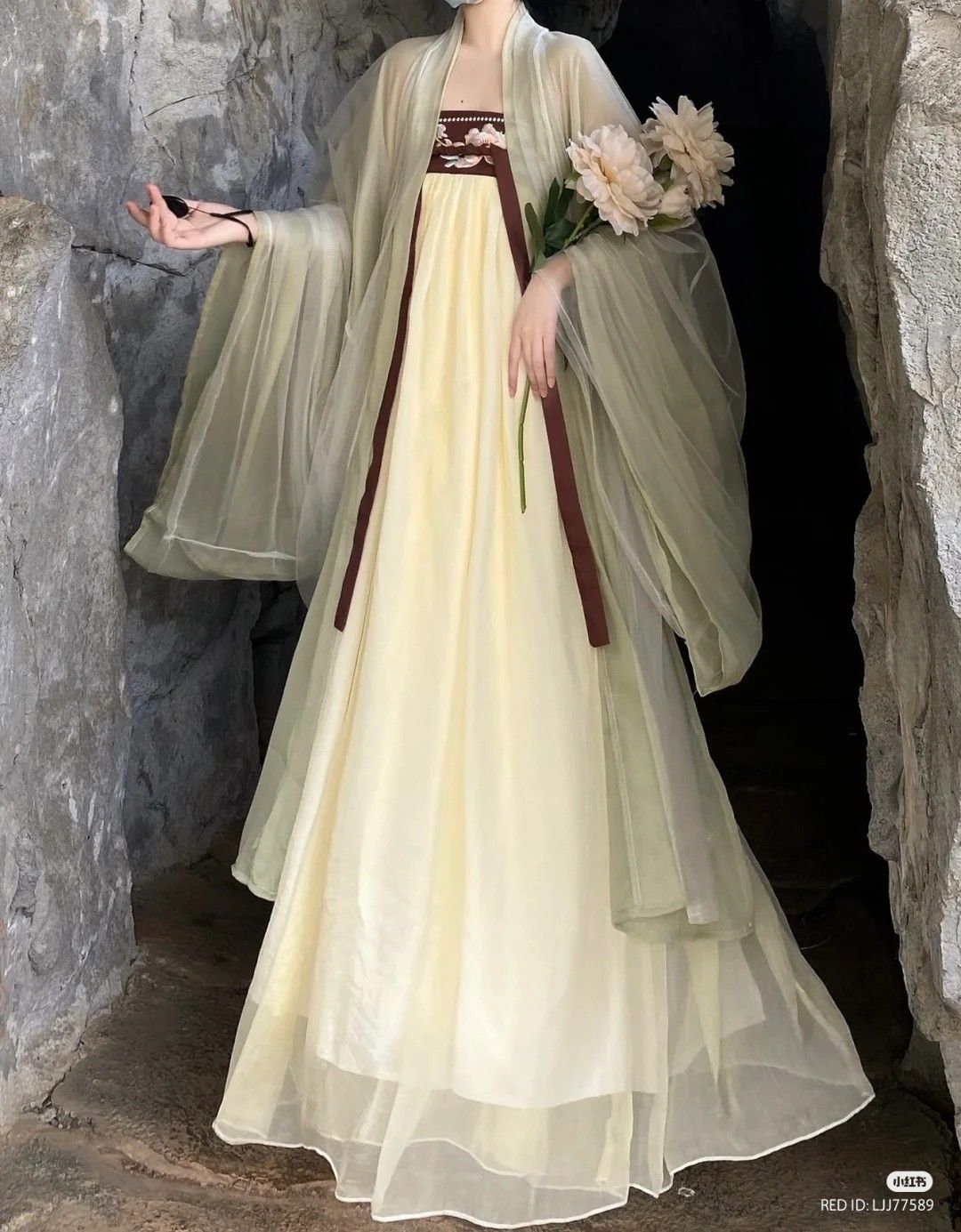 Luxury Autumn Winter Collection:Chinese-Style Tang Costumes for Women Luxury Autumn Winter Collection:Chinese-Style Tang Costumes for Women