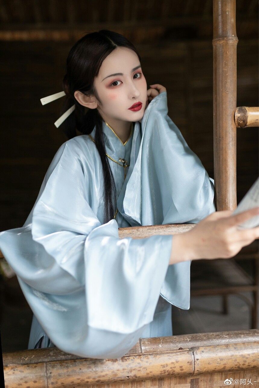 Superior Quality Gowns of Suzhou:The Authenticity of Traditional Cheongsam Superior Quality Gowns of Suzhou:The Authenticity of Traditional Cheongsam