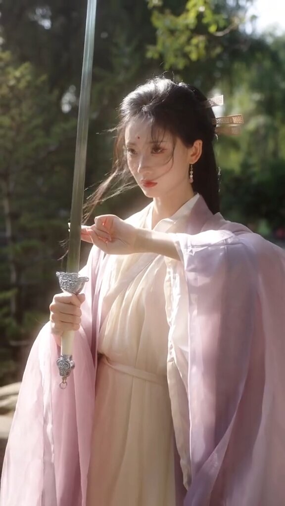 The Splendid Charm of the Overlapping-襟宋制汉服 The Splendid Charm of the Overlapping-襟宋制汉服