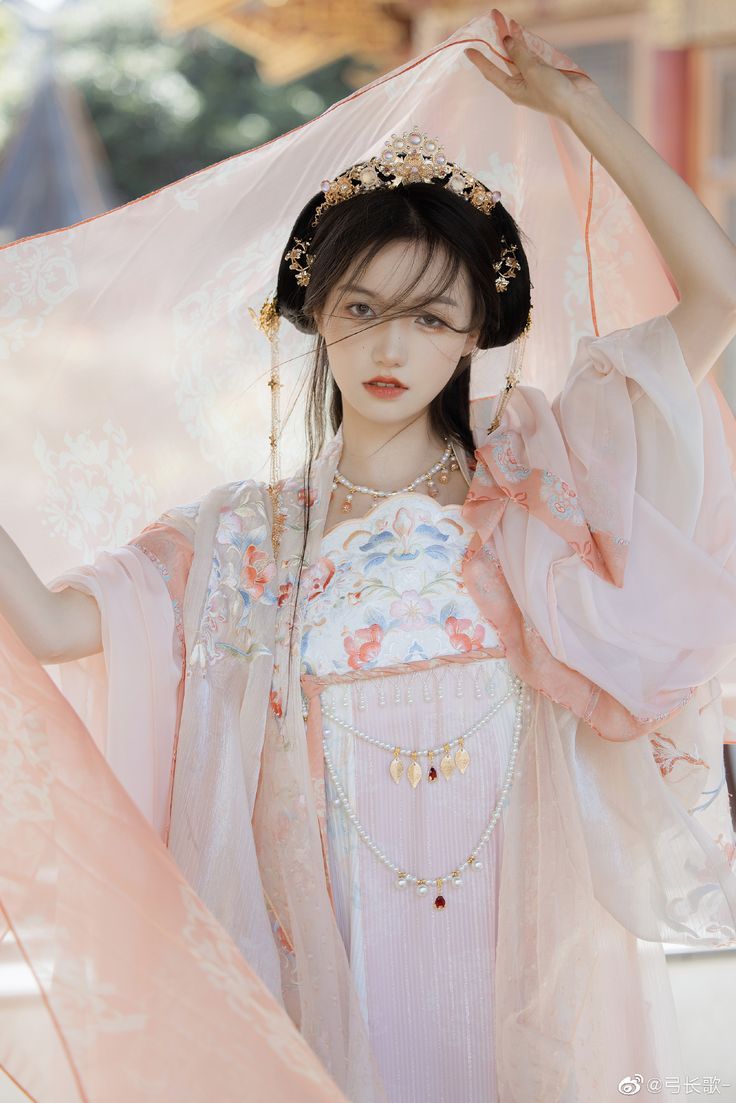 Teen Girls Summer Hanfu Fashion:Lightweight and Chic for Middle School Students Teen Girls Summer Hanfu Fashion:Lightweight and Chic for Middle School Students