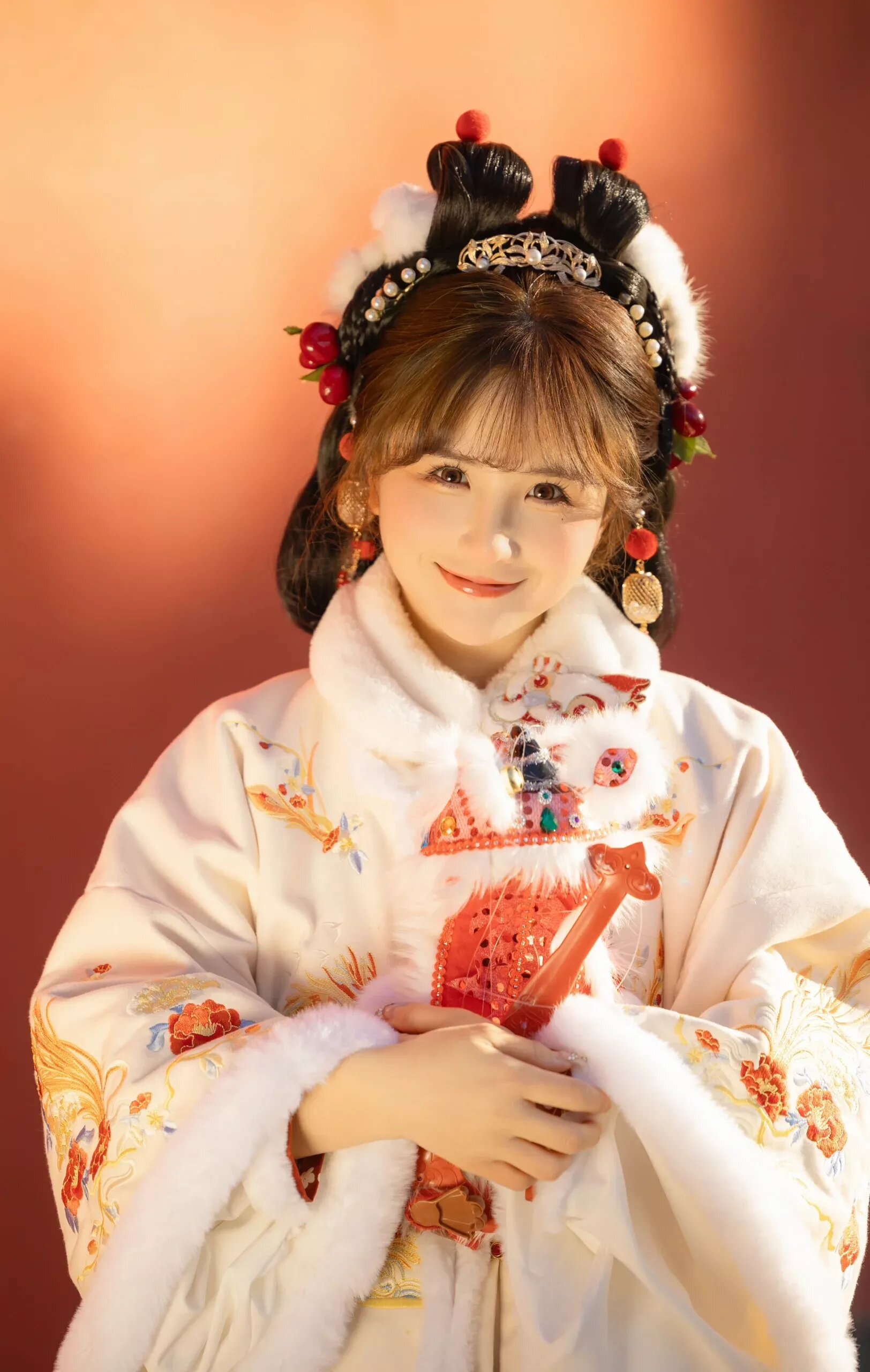 Embracing Modernity in Traditional Qipao:The Evolution of Chinese Ethnic Fashion for Teen Girls Embracing Modernity in Traditional Qipao:The Evolution of Chinese Ethnic Fashion for Teen Girls