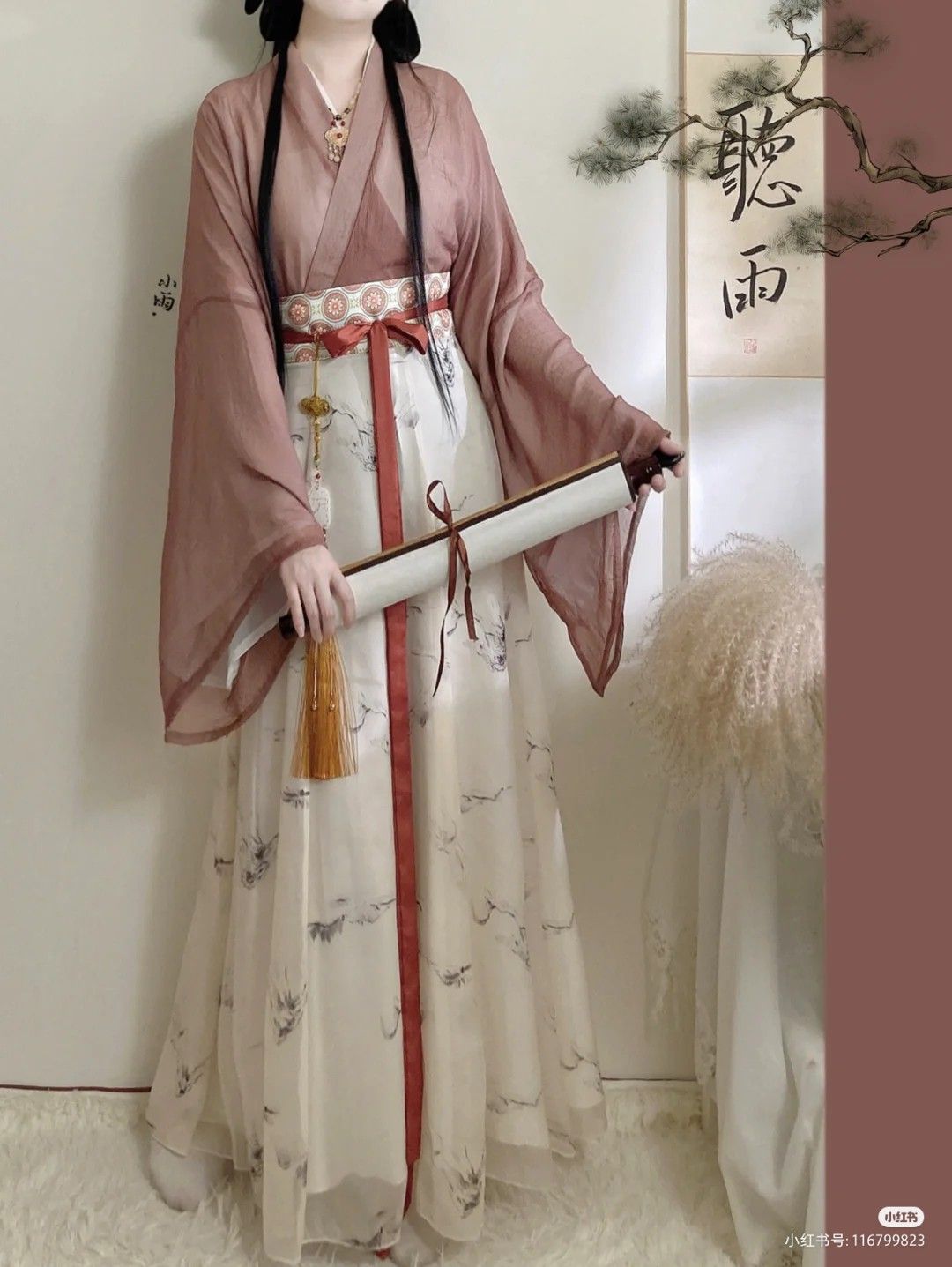The Ethereal Journey of a Heroic Female Martial Artist in Hanfu Robes The Ethereal Journey of a Heroic Female Martial Artist in Hanfu Robes