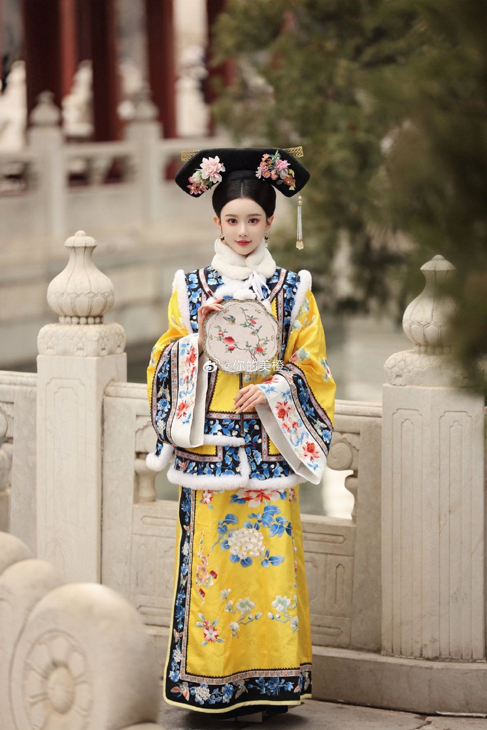 Winter and Autumn Hanfu Costumes for Women and Children:Embracing the Traditional in Family Harmony Winter and Autumn Hanfu Costumes for Women and Children:Embracing the Traditional in Family Harmony