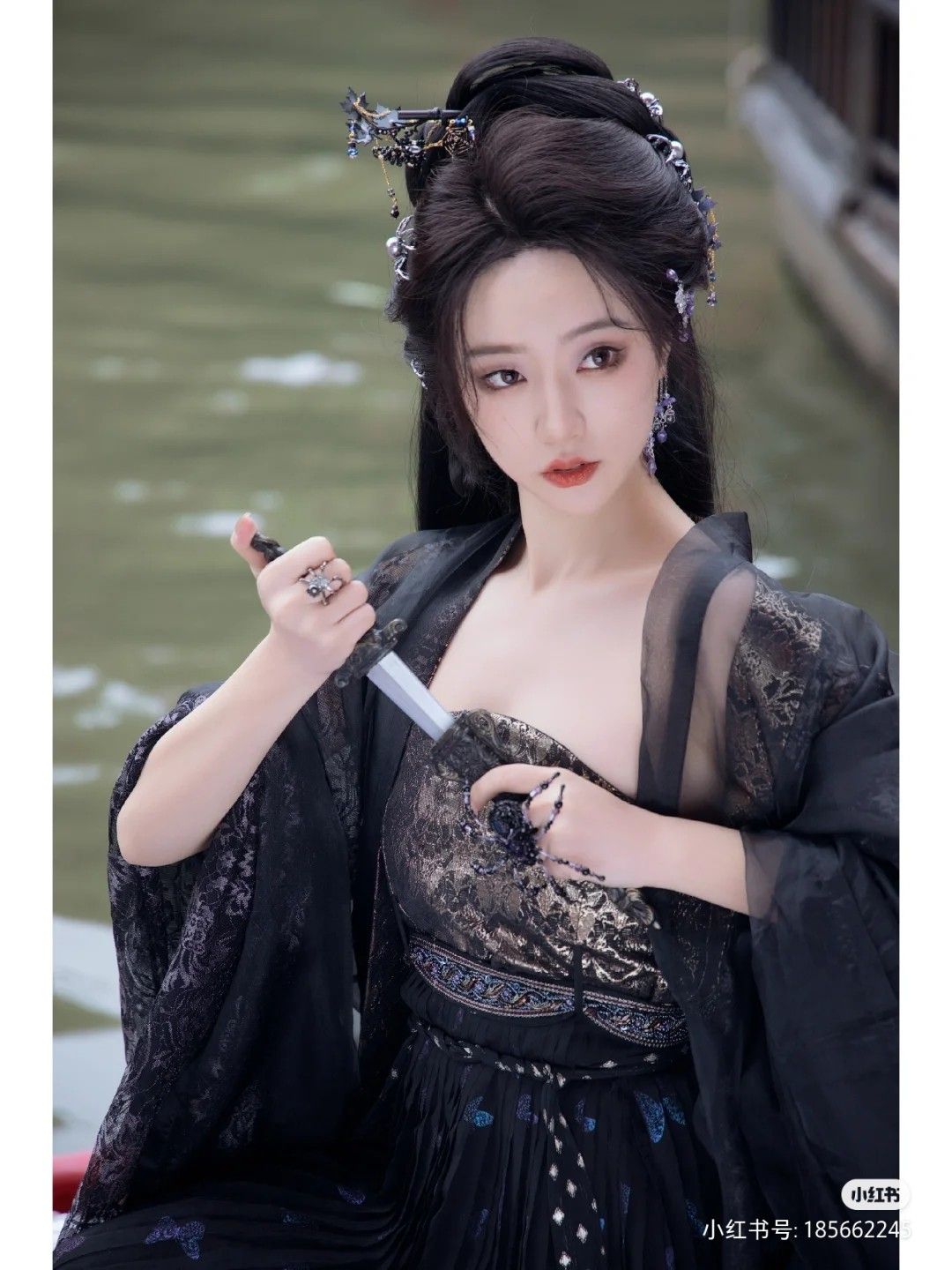 Festive Tang Zhuang:Womens Traditional Chinese New Year Celebration Attire Festive Tang Zhuang:Womens Traditional Chinese New Year Celebration Attire