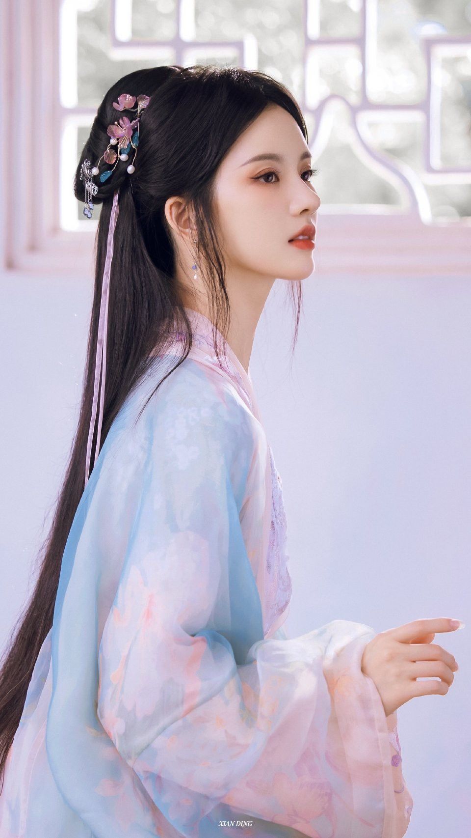 Dunhuang-Style Hanfu and the Nine-Tailed Fox:Unveiling the Enigma of Ancient Chinese Mythology Dunhuang-Style Hanfu and the Nine-Tailed Fox:Unveiling the Enigma of Ancient Chinese Mythology