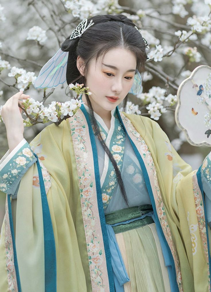 龙凤马面裙定婚服