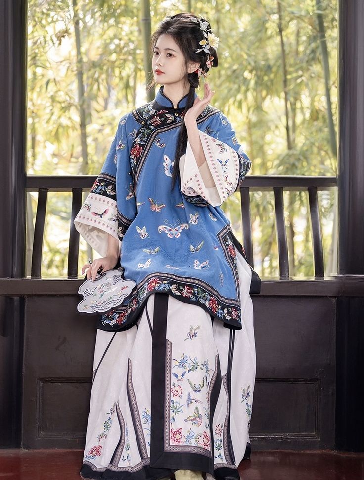 Ethereal Hanfu:Radiant as the Starry Sky Ethereal Hanfu:Radiant as the Starry Sky