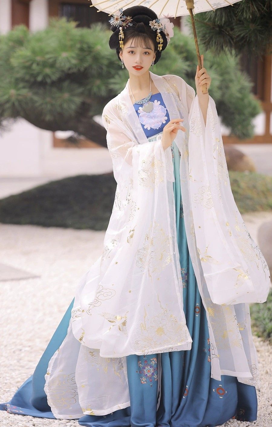 The Splendor of Traditional Hanfu:Exploring the Rich Tapestry of Chinese Heritage Clothing The Splendor of Traditional Hanfu:Exploring the Rich Tapestry of Chinese Heritage Clothing