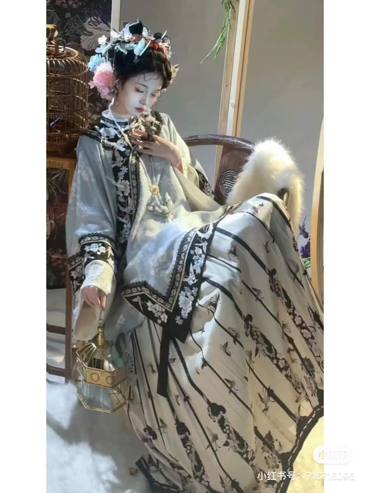 Encountering the Divine Deer,Embracing the Hanfu,and Meeting Change A Tale of Enchantment Encountering the Divine Deer,Embracing the Hanfu,and Meeting Change A Tale of Enchantment