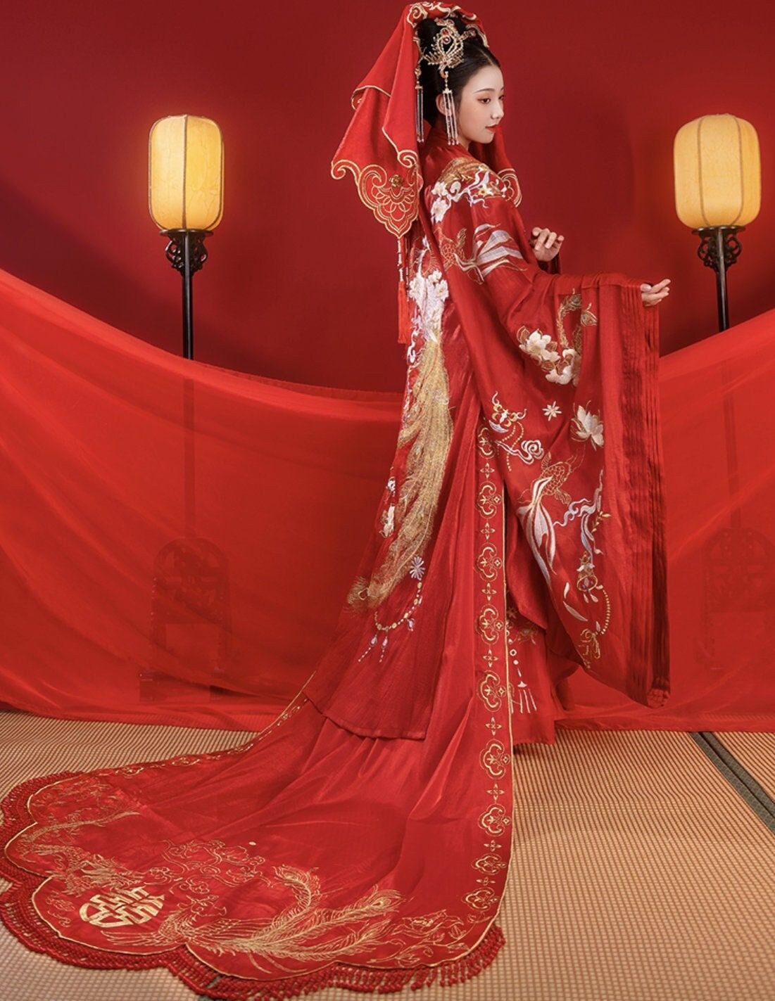 Traditional Tang-Style Family Couture:Autumn and Winter Collection for a Trio of Three Generations Traditional Tang-Style Family Couture:Autumn and Winter Collection for a Trio of Three Generations