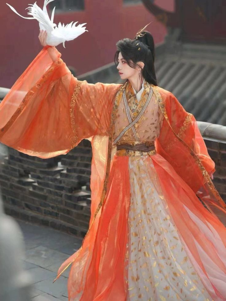 A Comprehensive Guide to Hanfu Headdress:The Complete Set of Hair Combs and Crowns A Comprehensive Guide to Hanfu Headdress:The Complete Set of Hair Combs and Crowns