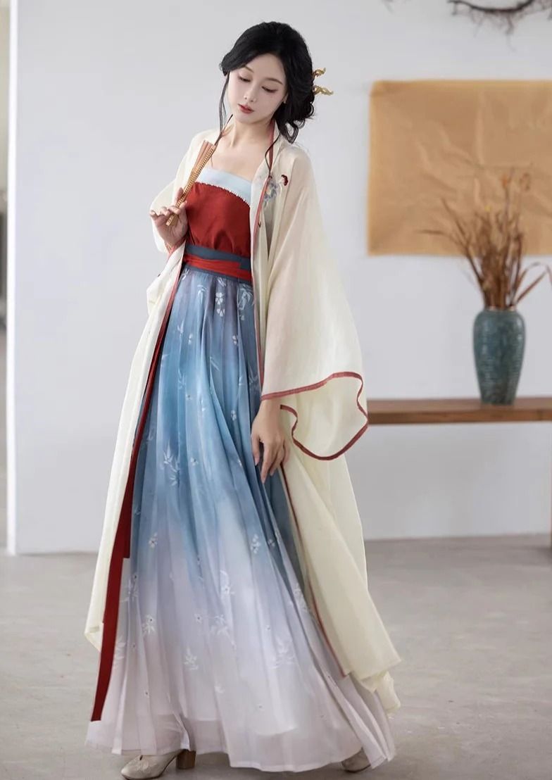 Cheongsam Shoes for Women in Summer:A Blend of Tradition and Comfort Cheongsam Shoes for Women in Summer:A Blend of Tradition and Comfort