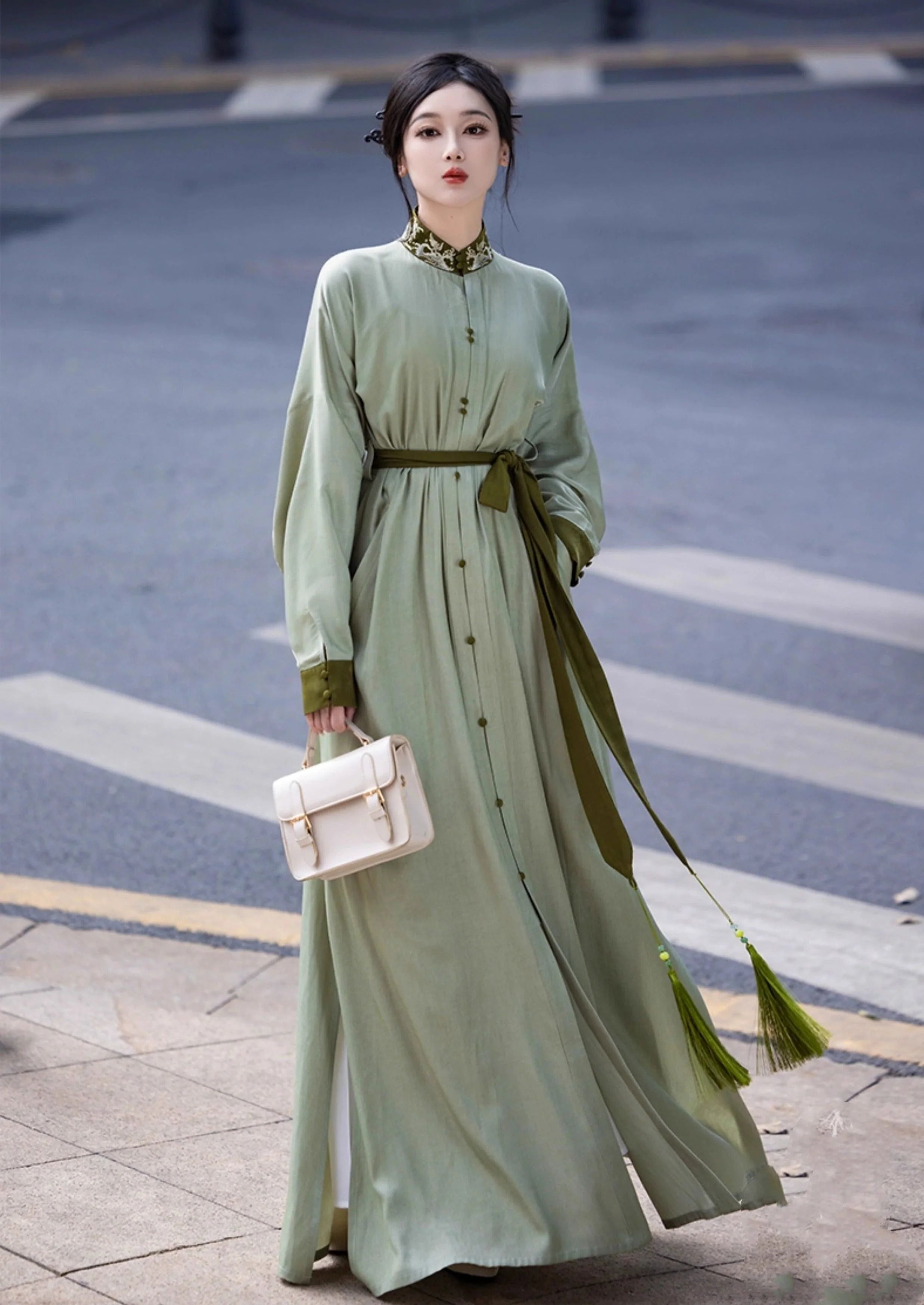 Original Hanfu Fashion:The Dawn of a New Era at Chao C辞 Jian Original Hanfu Fashion:The Dawn of a New Era at Chao C辞 Jian