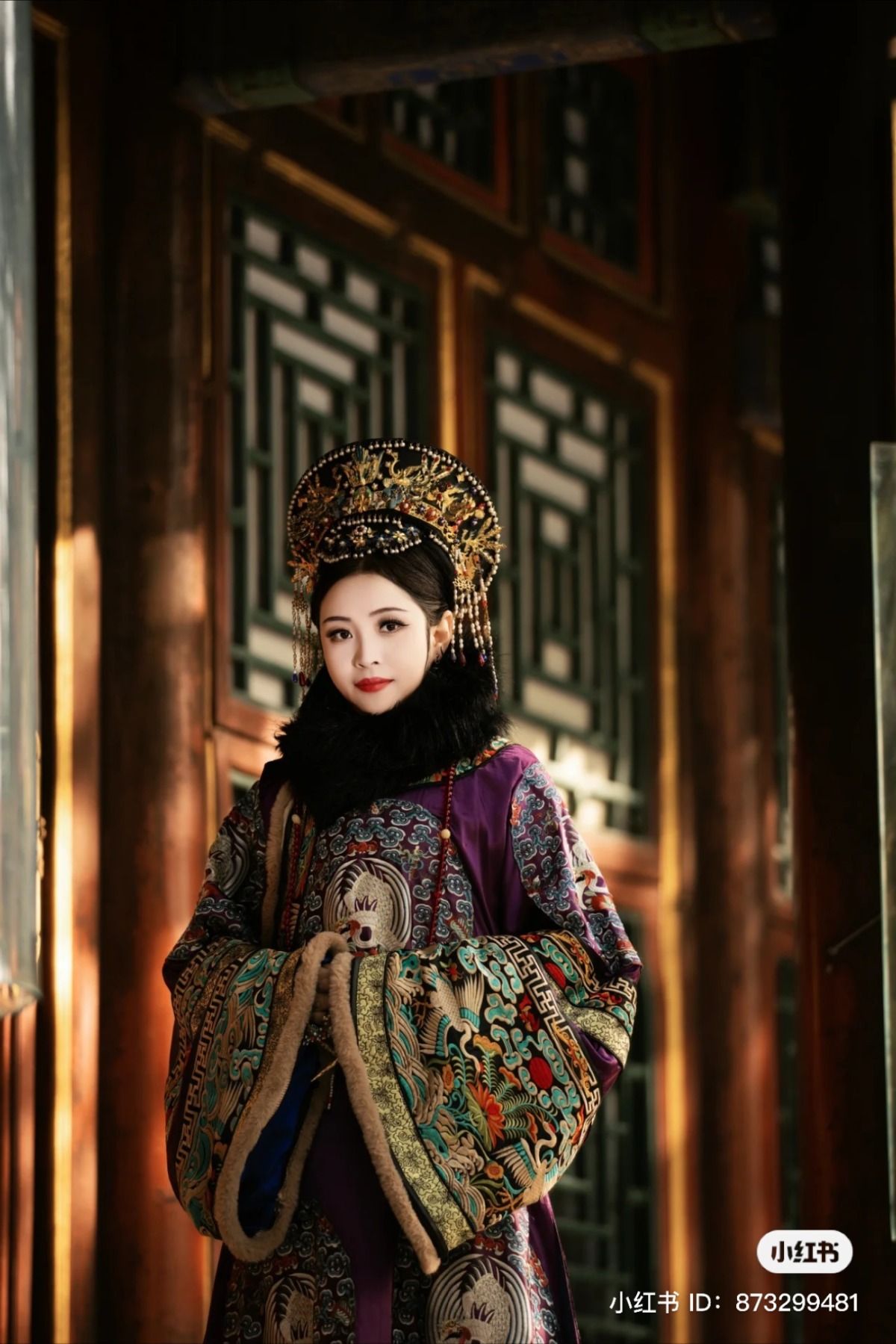Vintage Cheongsam:Embracing the Old Shanghai Charm Vintage Cheongsam:Embracing the Old Shanghai Charm