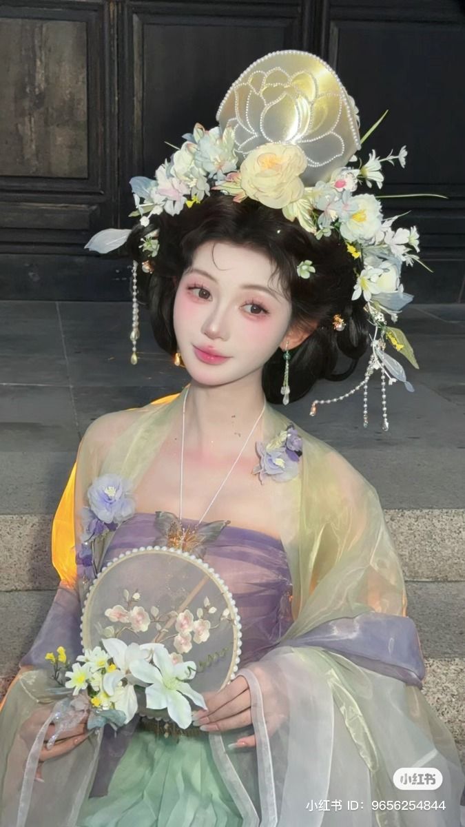 Little Girl in Summer Cheongsam:A Light and Thin Version Little Girl in Summer Cheongsam:A Light and Thin Version