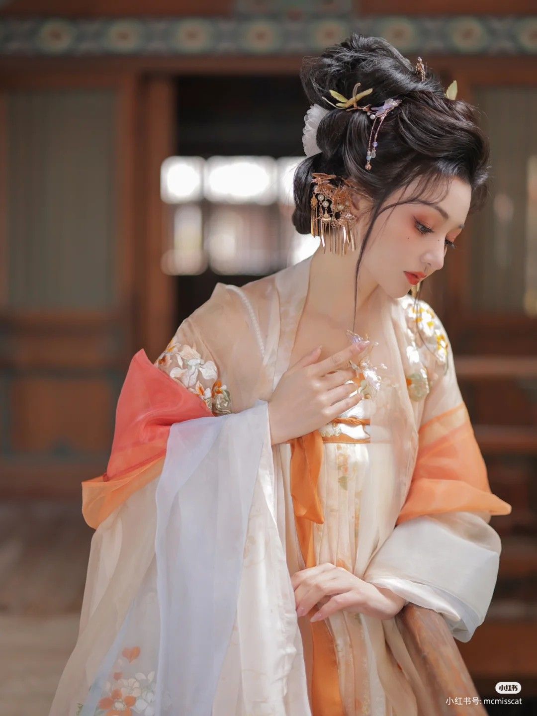 Summer Splendor:The Enchanting Tale of Hanfu Shoes and Their Superstar,Xia Chao Xian Summer Splendor:The Enchanting Tale of Hanfu Shoes and Their Superstar,Xia Chao Xian