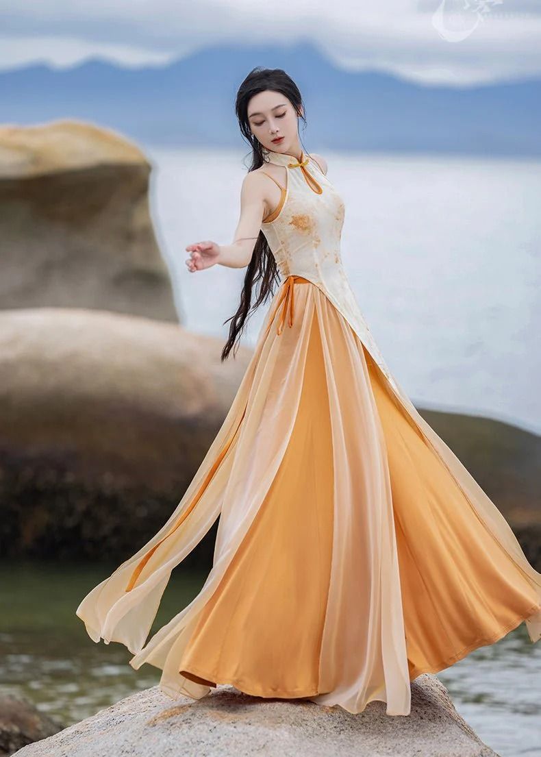 White Cheongsam Women:Embracing the New Chinese Style White Cheongsam Women:Embracing the New Chinese Style