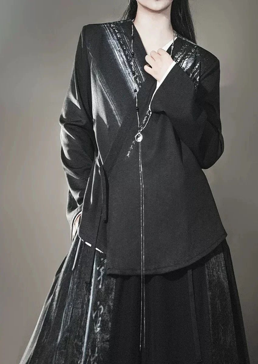 A 12-Year-Old Girls Summer in Hanfu Fashion A 12-Year-Old Girls Summer in Hanfu Fashion