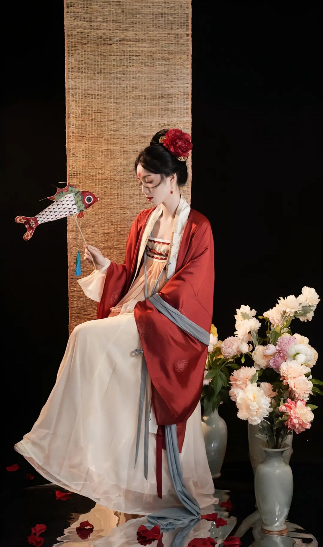 Summer Elegance in Hanfu Style:A Cold and Serene Beauty of the汉服女装 Summer Elegance in Hanfu Style:A Cold and Serene Beauty of the汉服女装